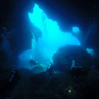 Montenegro cavern diving