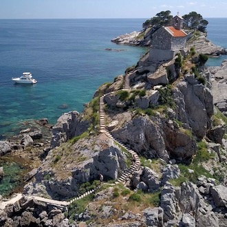 Montenegro reef diving