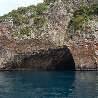 montenegro cavern diving
